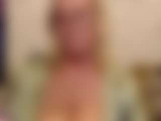 IlariaCetoi's Live Sex Cam Show