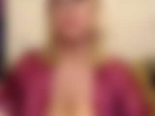 IlariaCetoi's Live Sex Cam Show