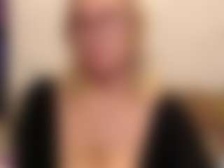 Live cam show with IlariaCetoi - Granny Dildo on madthumbs