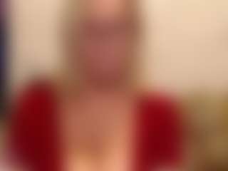 IlariaCetoi's Live Sex Cam Show