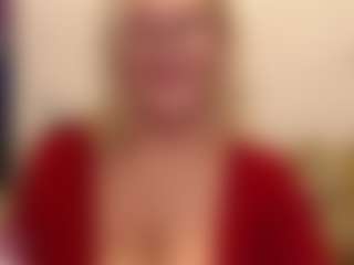 IlariaCetoi's Live Sex Cam Show