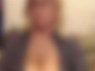 IlariaCetoi's Live Sex Cam Show