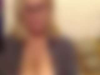 Live cam show with IlariaCetoi - Mature on Camsoda