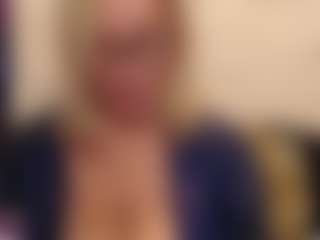 Live cam show with IlariaCetoi - Mature on Camsoda