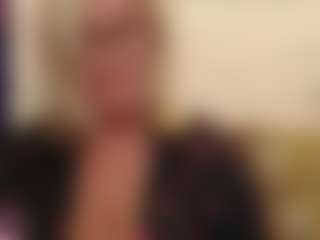 Live cam show with IlariaCetoi - Granny BBW on https://playwithruby.com