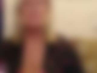 Live cam show with IlariaCetoi - Granny Big Ass on https://playwithruby.com