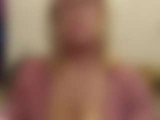 IlariaCetoi's Live Sex Cam Show