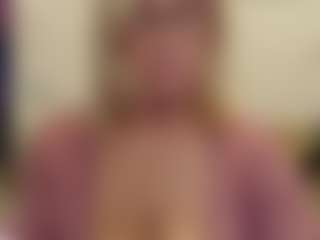 IlariaCetoi's Live Sex Cam Show