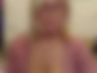 IlariaCetoi's Live Sex Cam Show
