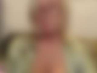 Live cam show with IlariaCetoi - Spy Granny on xfollow cams