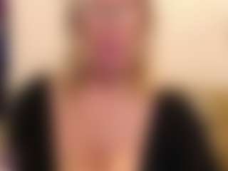 IlariaCetoi's Live Sex Cam Show