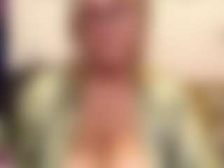 Live cam show with IlariaCetoi - Mature on Soda Cam