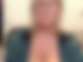 Live cam show with IlariaCetoi - Big Tits Mature on camwithhim.com