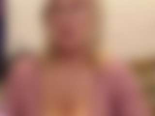 Live cam show with IlariaCetoi - Green Eyes on nudelive.tv
