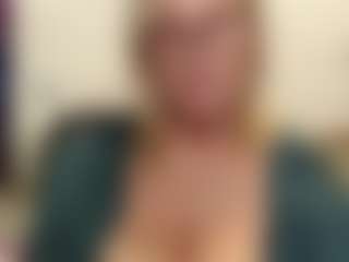Live cam show with IlariaCetoi - Granny Dildo on hotwifechat.live