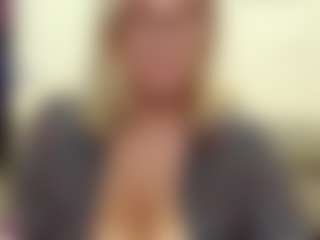 Live cam show with IlariaCetoi - Cosplay Granny on StripNow