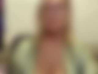 IlariaCetoi's Live Sex Cam Show