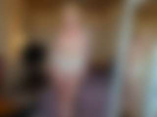 Live cam show with MissMotivated - Bdsm MILF on Milfs Live