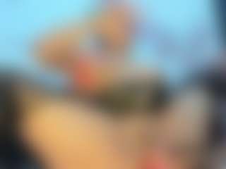 Halana_squirts's Live Sex Cam Show