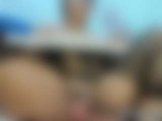 Halana_squirts's Live Sex Cam Show
