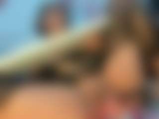 Halana_squirts's Live Sex Cam Show