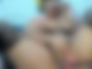 Live cam show with Halana_squirts - Living Room on livesuperchat.net