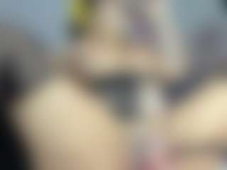 Live cam show with Halana_squirts - Average on Camsoda
