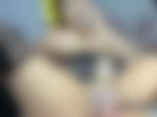 Halana_squirts's Live Sex Cam Show