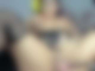 Halana_squirts's Live Sex Cam Show