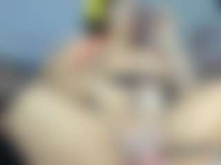 Halana_squirts's Live Sex Cam Show