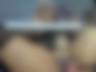 Halana_squirts's Live Sex Cam Show
