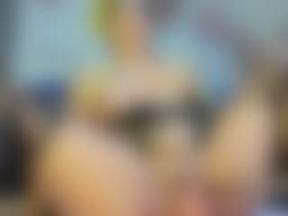 Halana_squirts's Live Sex Cam Show