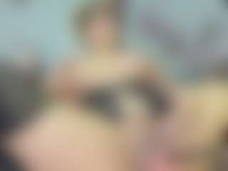 Halana_squirts's Live Sex Cam Show
