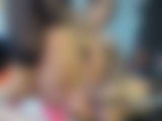 Halana_squirts's Live Sex Cam Show