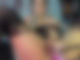 Halana_squirts's Live Sex Cam Show