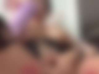 Halana_squirts's Live Sex Cam Show