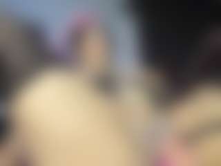Halana_squirts's Live Sex Cam Show