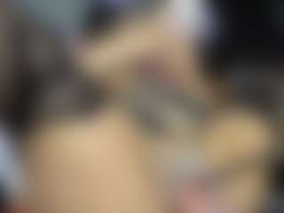 Live cam show with Halana_squirts - Solo on Camsoda