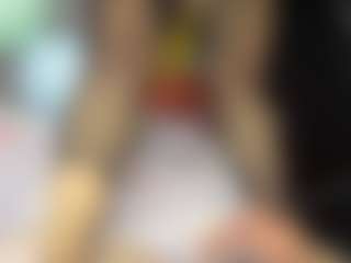 Live cam show with Halana_squirts - Average on Camsoda