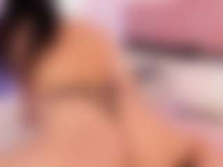 Spettacolo in cam dal vivo con Melany Hiller - Cuckold su Camsoda