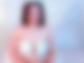 Live cam show with leahcollins - Nipple Piercings on Camsoda