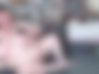 Live cam show with Cougar-BBW - Mature MILF on CamClone