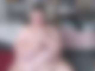 Cougar-BBW MILF webcam performer live streaming
