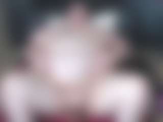 Live cam show with Cougar-BBW - Tease MILF on WildCum
