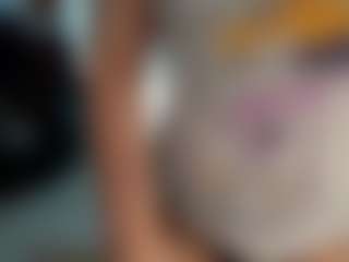 Live cam show with Tatiannajune - Horney on camgirlchat.live