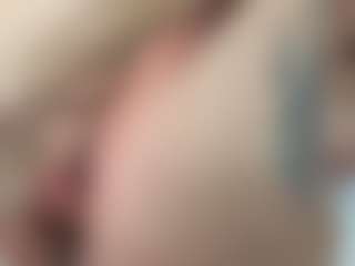 Ashlyn Peaks's Live Sex Cam Show