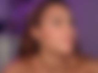 Ashlyn Peaks's Live Sex Cam Show