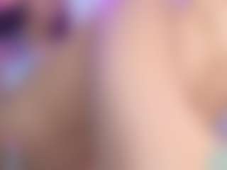 Ashlyn Peaks's Live Sex Cam Show