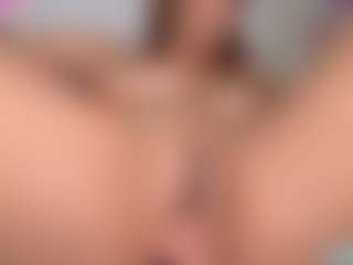 Ashlyn Peaks's Live Sex Cam Show