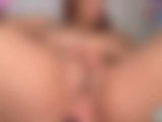 Ashlyn Peaks's Live Sex Cam Show
